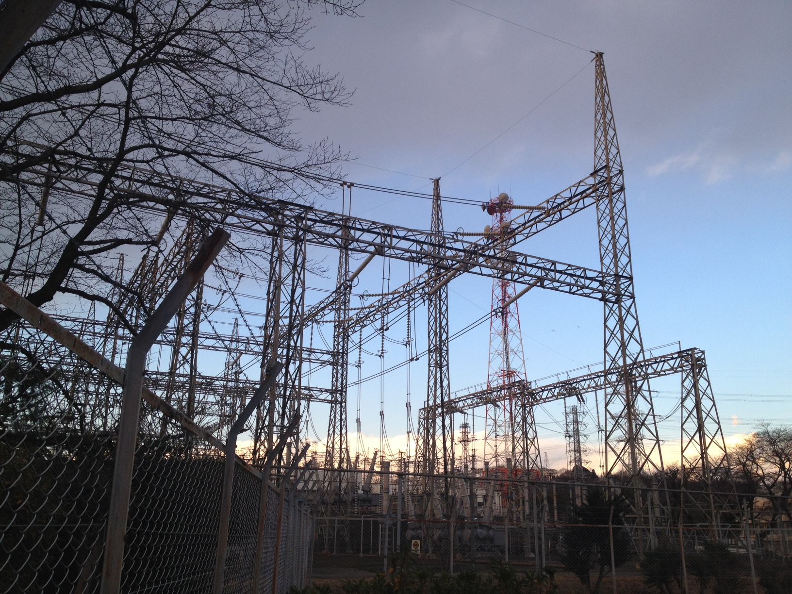 �������ϓd��